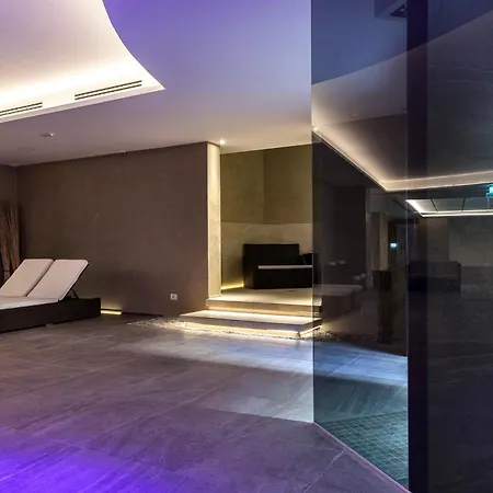 Saccardi & - Adults Only Otel 4*