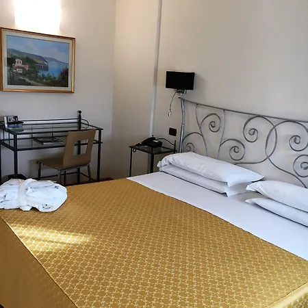 Saccardi & - Adults Only Caselle Di Sommacampagna
