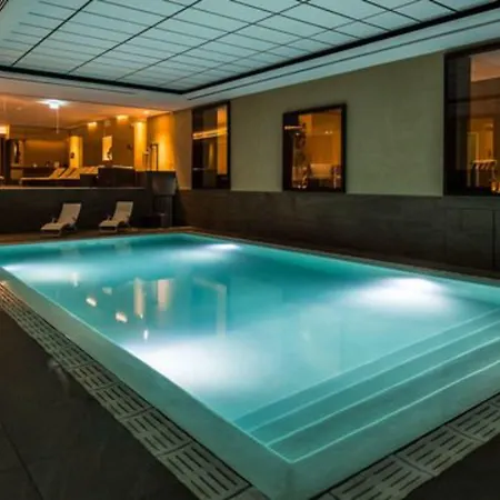 Saccardi & - Adults Only