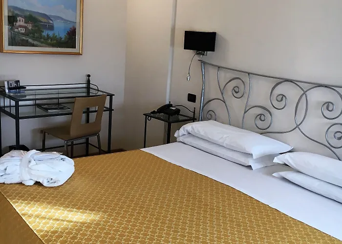 Saccardi & - Adults Only Caselle Di Sommacampagna